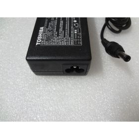 Orjinal Toshiba Portege Z930-11W Notebook Adaptörü